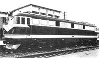 東方紅4型液力傳動干線貨運內燃機車